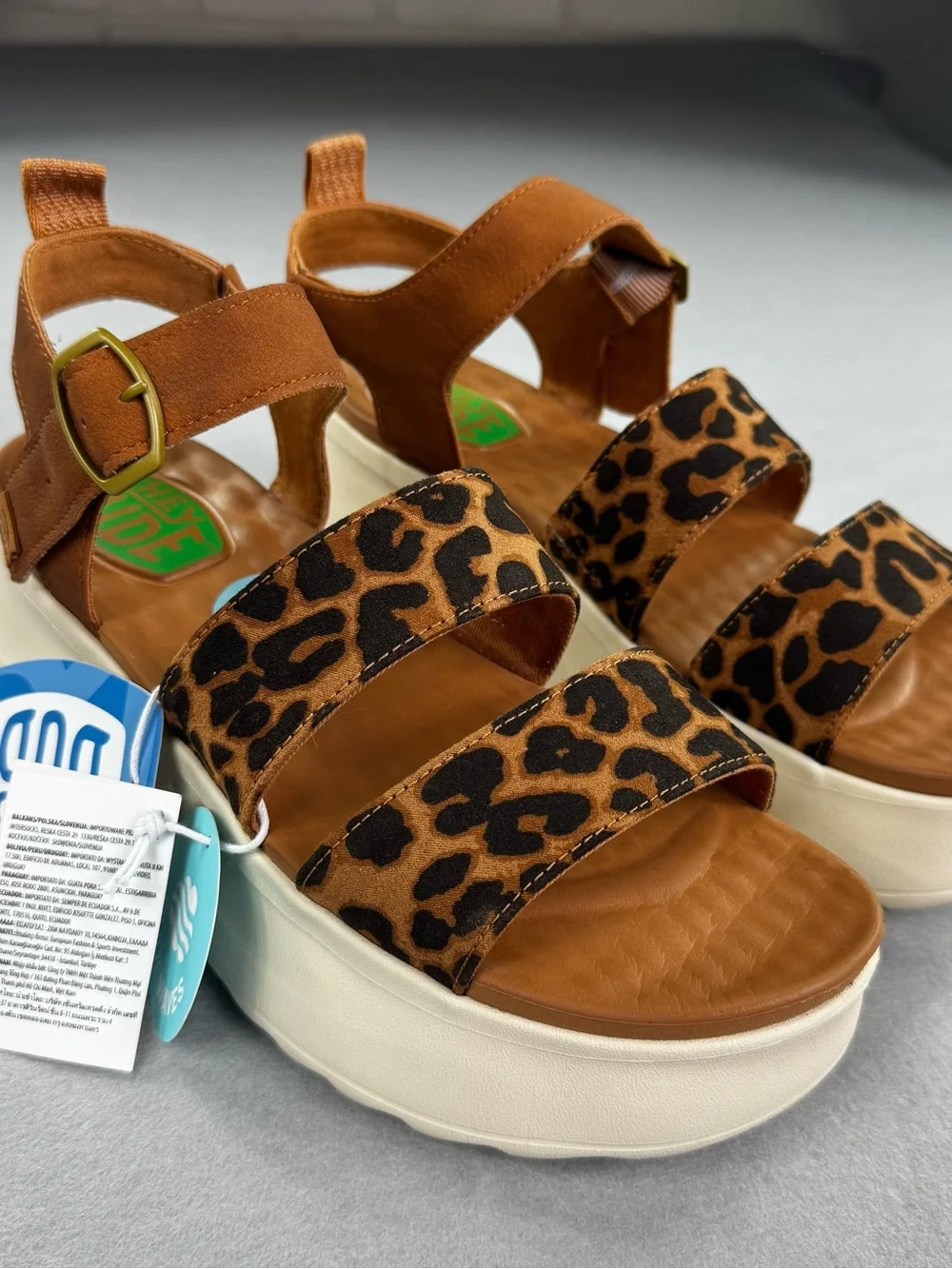 NWT Hey Dude Leopard & Tan Platform Sandals Sz W10